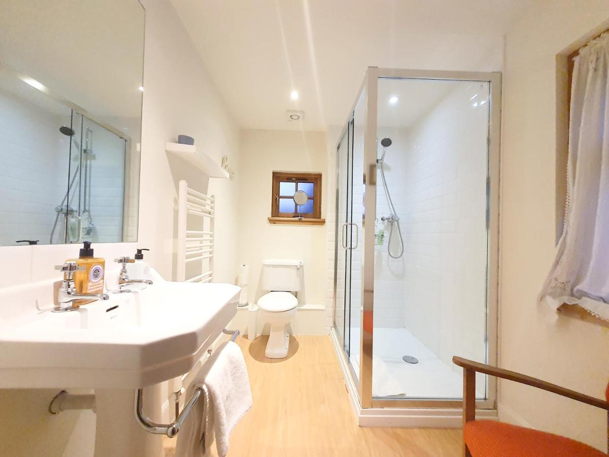 Edinburgh 2-Bedroom Cottage With Parking - Ground Floor Esterno foto