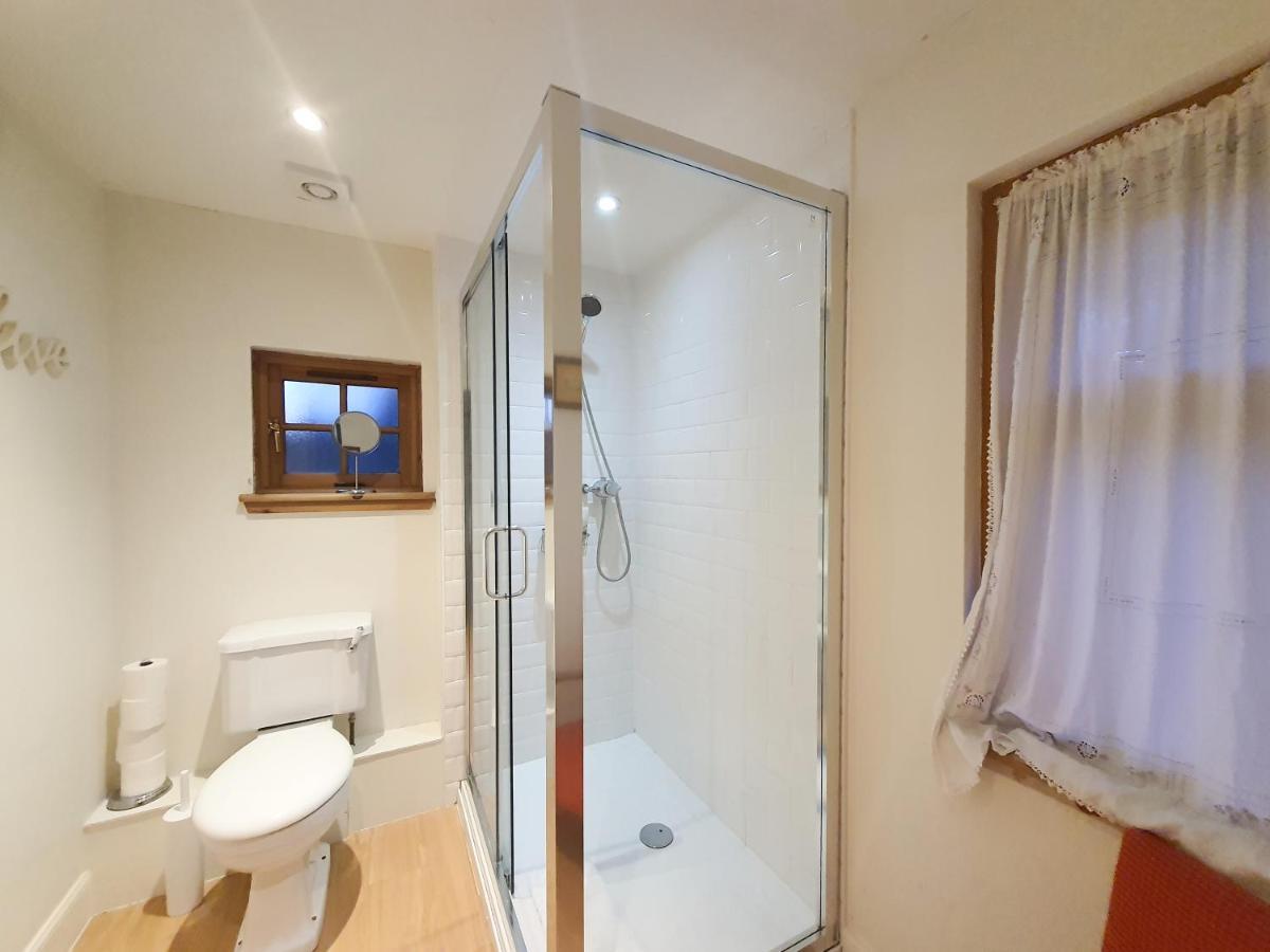 Edinburgh 2-Bedroom Cottage With Parking - Ground Floor Esterno foto
