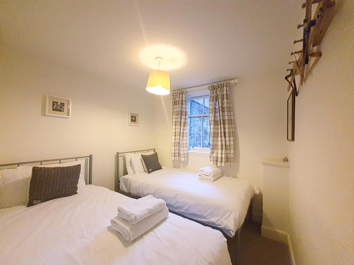 Edinburgh 2-Bedroom Cottage With Parking - Ground Floor Esterno foto